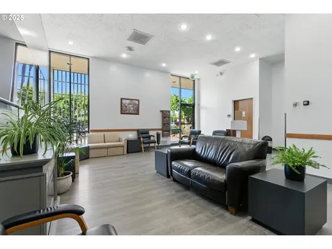 400 NE Roberts Avenue Gresham OR 97030