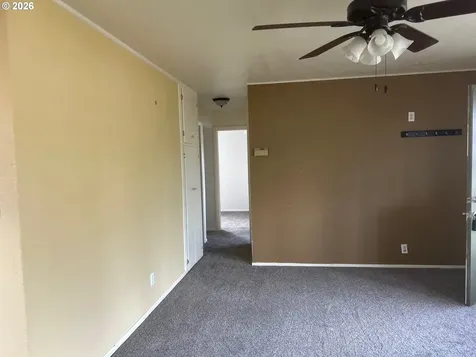 830 S 7th Street Cottage Grove OR 97424