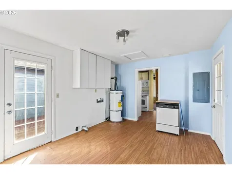 830 S 7th Street Cottage Grove OR 97424