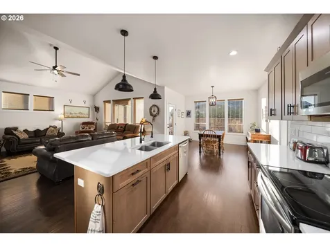 465 SE Sumner Drive Prineville OR 97754