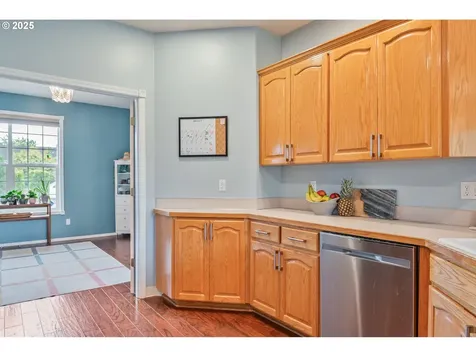 1433 Travis Street Kelso WA 98626