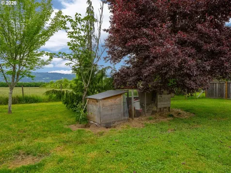 24305 NE Highway 240 Newberg OR 97132