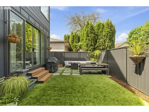 2897 SE Sherman Street Portland OR 97214