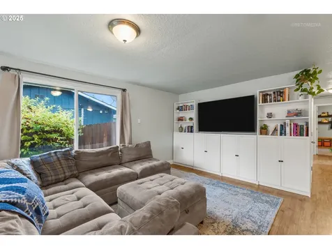 410 SW Ivy Road Estacada OR 97023