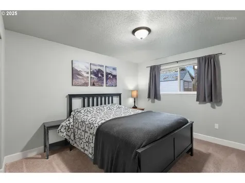 410 SW Ivy Road Estacada OR 97023