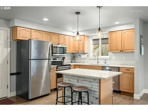 410 SW Ivy Road Estacada OR 97023