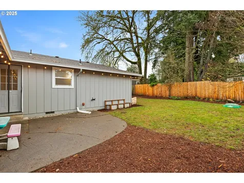 410 SW Ivy Road Estacada OR 97023