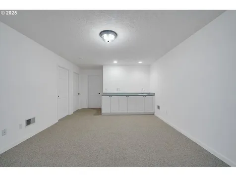 8040 Kahnie Trail Loop Nehalem OR 97131