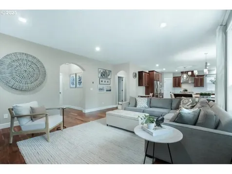 16930 SW Ledgestone Drive Beaverton OR 97007