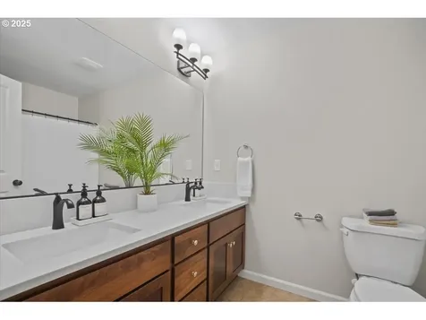 16930 SW Ledgestone Drive Beaverton OR 97007