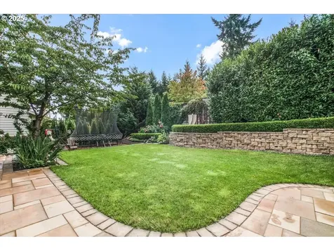 16930 SW Ledgestone Drive Beaverton OR 97007