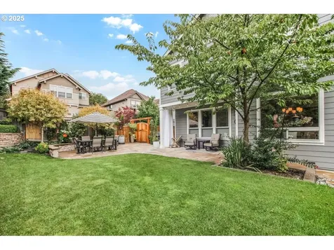 16930 SW Ledgestone Drive Beaverton OR 97007
