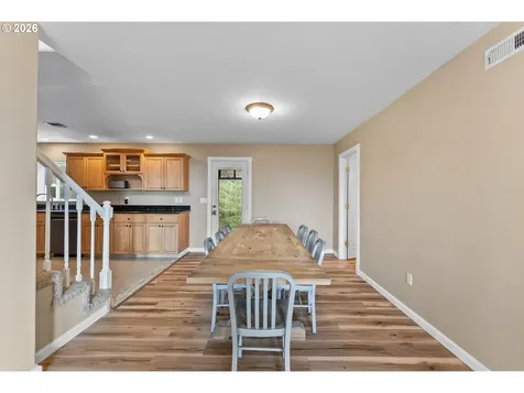 3257 NE Follett Street Roseburg OR 97470
