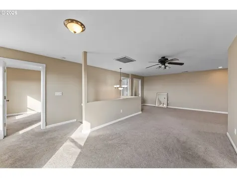 3257 NE Follett Street Roseburg OR 97470