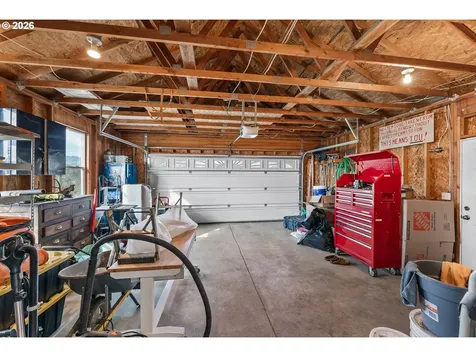 3257 NE Follett Street Roseburg OR 97470