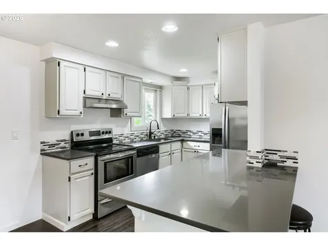 4651 Beaverbrook Court SE Salem OR 97317