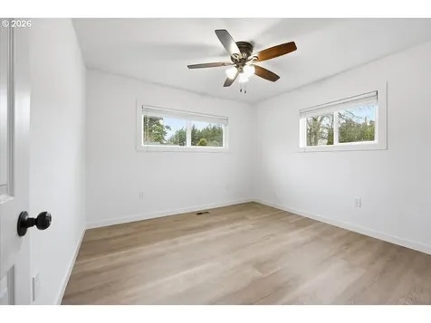 4528 SE 111th Avenue Portland OR 97266
