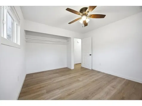 4528 SE 111th Avenue Portland OR 97266
