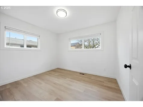 4528 SE 111th Avenue Portland OR 97266