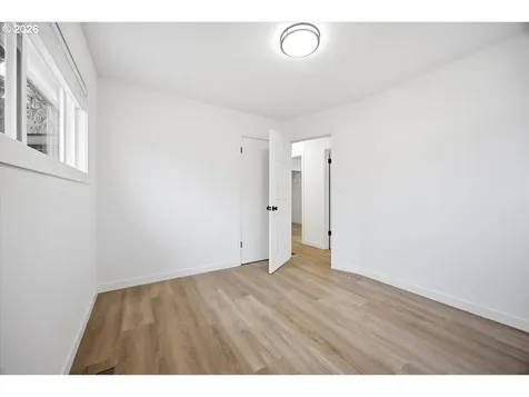 4528 SE 111th Avenue Portland OR 97266