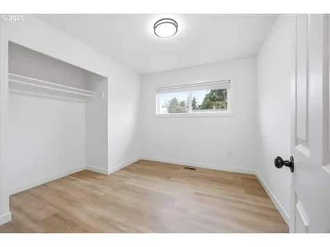 4528 SE 111th Avenue Portland OR 97266