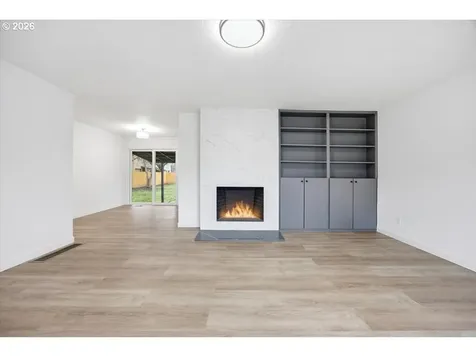 4528 SE 111th Avenue Portland OR 97266