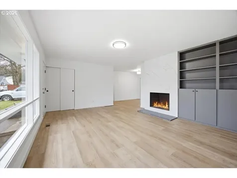 4528 SE 111th Avenue Portland OR 97266