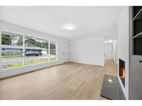 4528 SE 111th Avenue Portland OR 97266