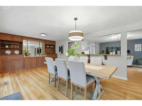 14400 NW Oakhills Drive Beaverton OR 97006