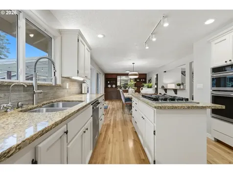 14400 NW Oakhills Drive Beaverton OR 97006