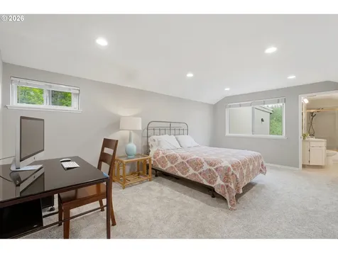 14400 NW Oakhills Drive Beaverton OR 97006