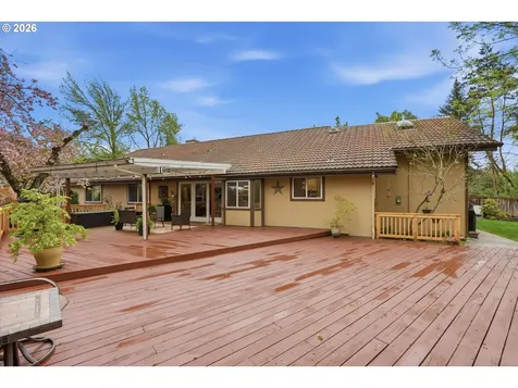 14400 NW Oakhills Drive Beaverton OR 97006