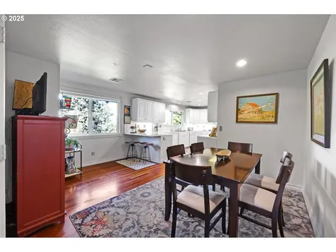 2035 Buck Street Eugene OR 97405