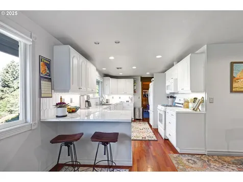 2035 Buck Street Eugene OR 97405