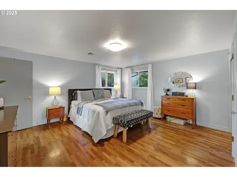 2035 Buck Street Eugene OR 97405