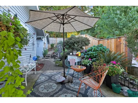2035 Buck Street Eugene OR 97405