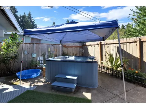 2035 Buck Street Eugene OR 97405