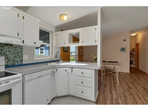 955 NE Mill C-18 Street Waldport OR 97394