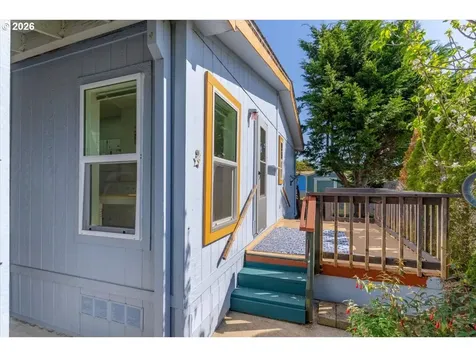 955 NE Mill C-18 Street Waldport OR 97394