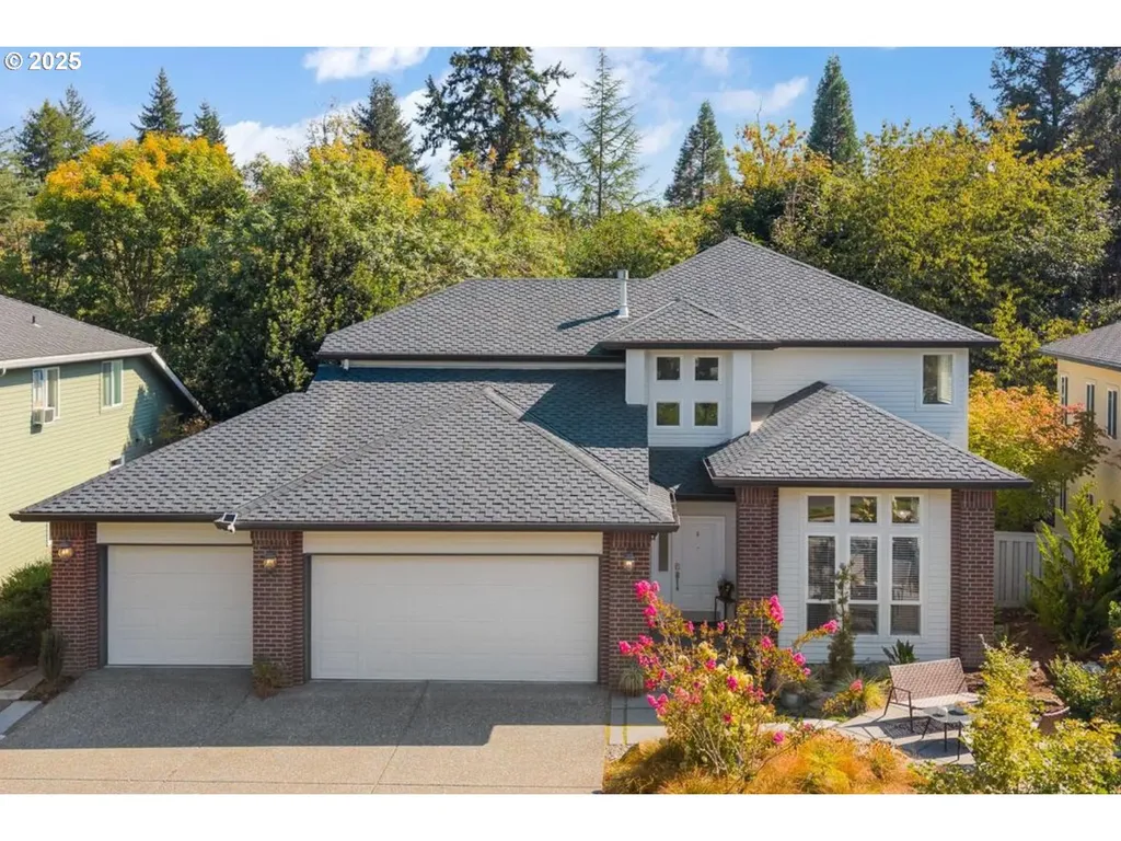 10748 SW Oriole Circle Beaverton OR 97007