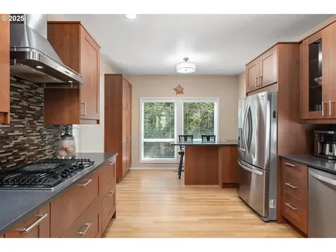 10748 SW Oriole Circle Beaverton OR 97007