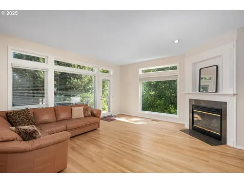 10748 SW Oriole Circle Beaverton OR 97007