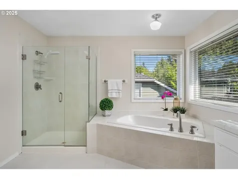 10748 SW Oriole Circle Beaverton OR 97007