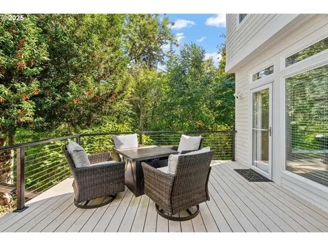 10748 SW Oriole Circle Beaverton OR 97007