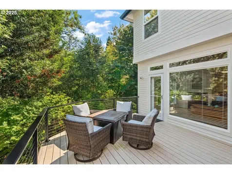 10748 SW Oriole Circle Beaverton OR 97007