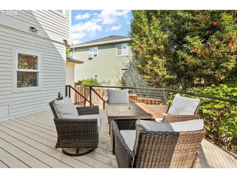 10748 SW Oriole Circle Beaverton OR 97007