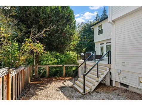 10748 SW Oriole Circle Beaverton OR 97007