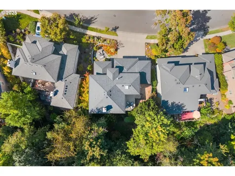 10748 SW Oriole Circle Beaverton OR 97007