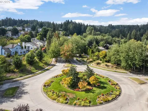 10748 SW Oriole Circle Beaverton OR 97007