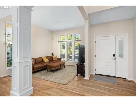 10748 SW Oriole Circle Beaverton OR 97007